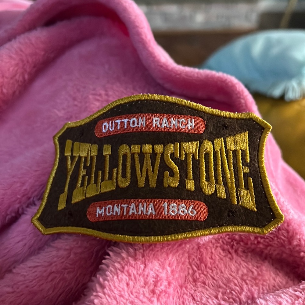 Yellow stone patch